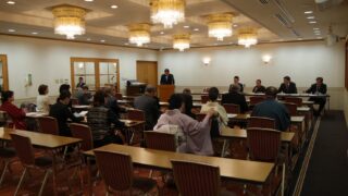 出会いと発見の旅路