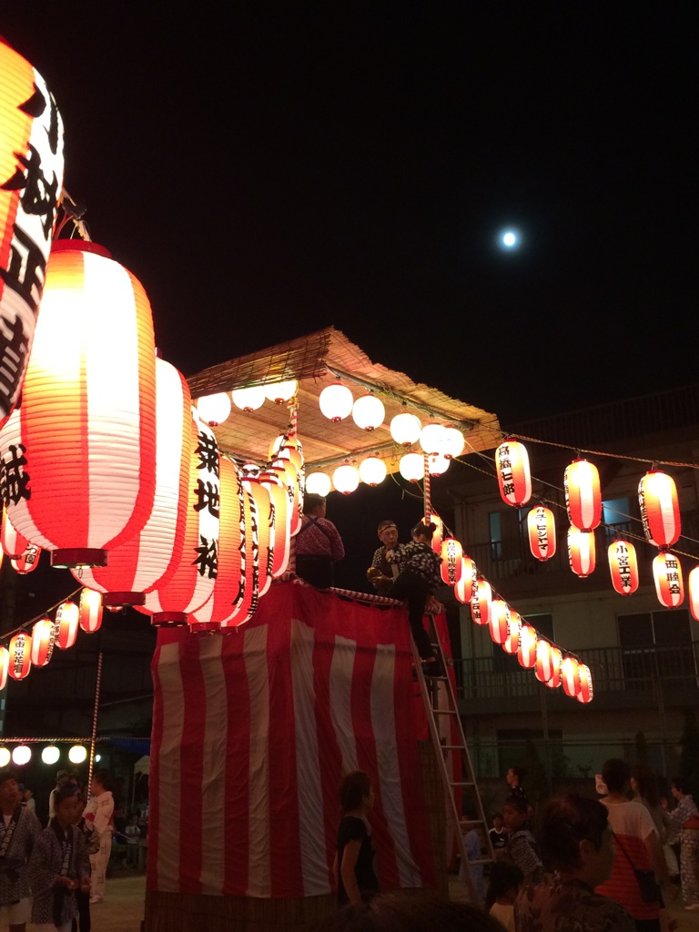 月が~~出た出た~~♪