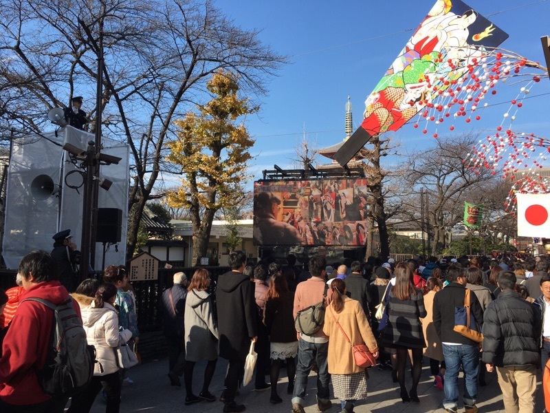 お正月は浅草で。